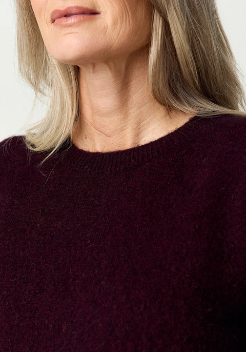 Mia Crew Sweater in Beetroot