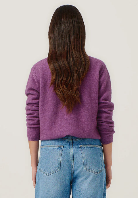 Mia Crew Sweater in Lilac