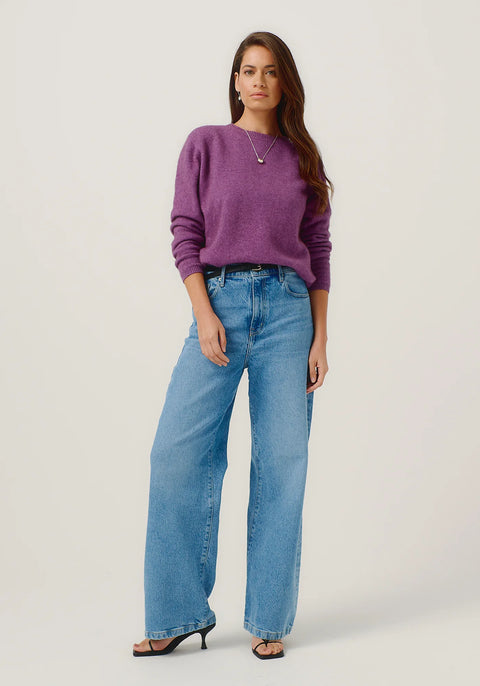 Mia Crew Sweater in Lilac