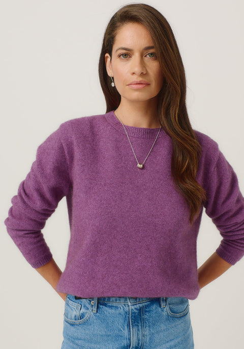 Mia Crew Sweater in Lilac