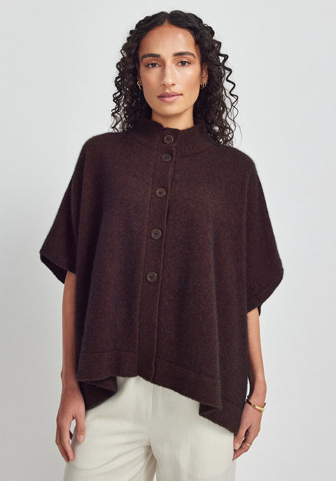 Anne Cape in Cacao