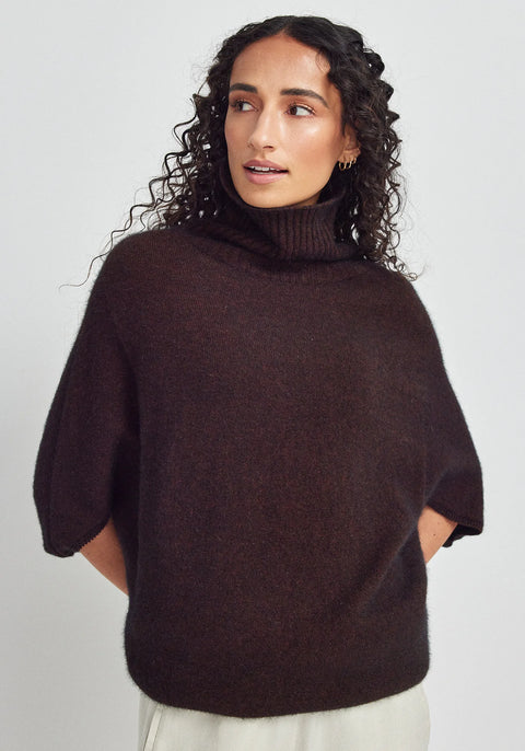 Air Cape Sweater in Cocao