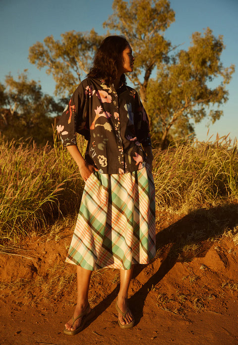 Wave Skirt in Summer Check