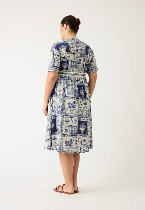 Mona Short Sleeve Dress in Lyon Tile