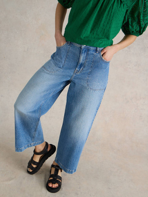 Tia Wide Leg Crop in Mid Denim