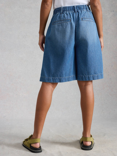 Sasha Short in Mid Denim