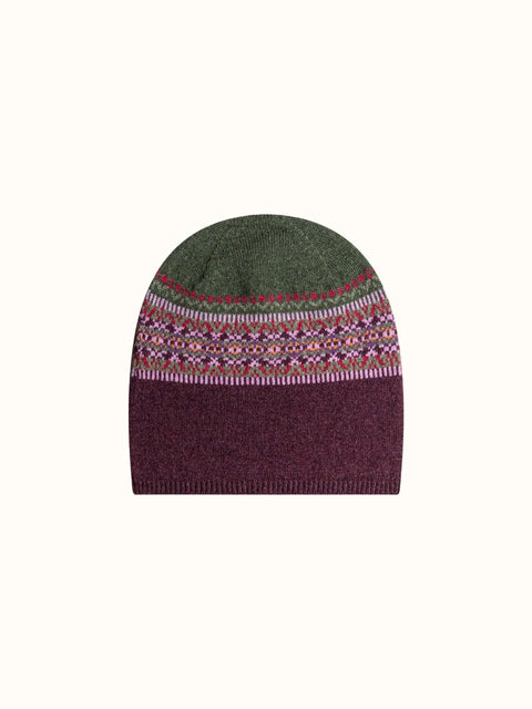 Alloa Beanie in Tyrian-Thistle
