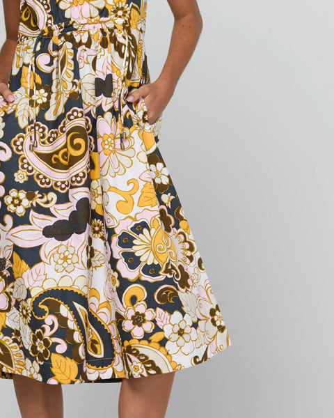 Carmen Dress in Thema