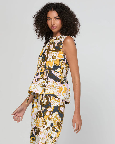 Carmen Top in Thema