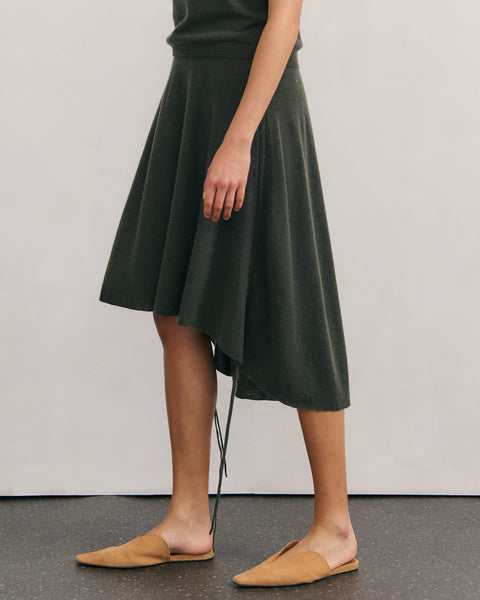 Like a Breeze Cashmere Skirt in Tea Leaf