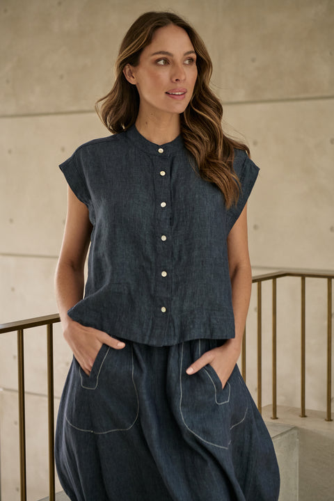 Linen Button Top in Poseidon
