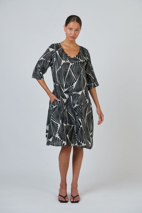 Linen Dress in Folies