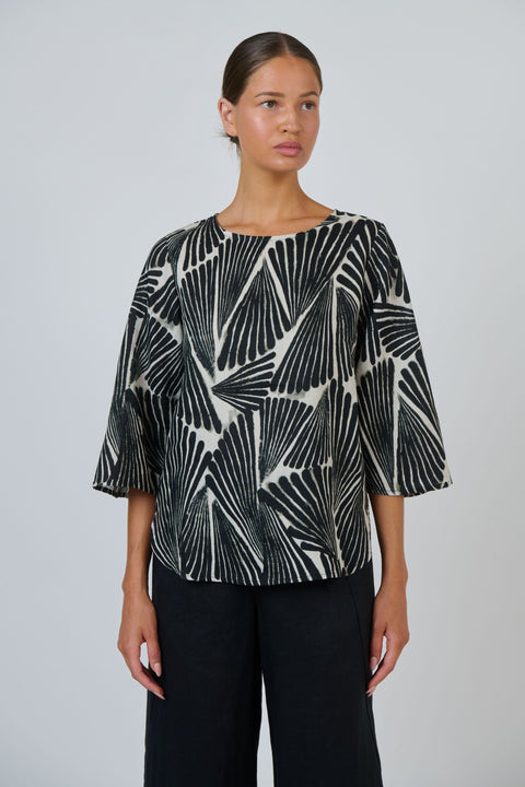 Linen 3/4 Sleeve Top in Folies