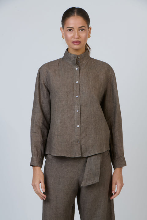 Linen Shirt in Cigar