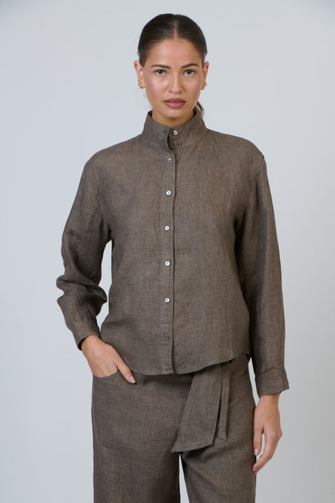 Linen Shirt in Cigar