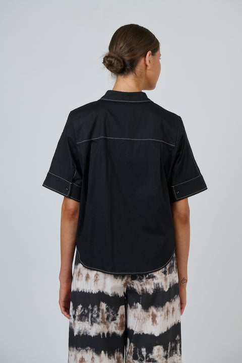 Poplin Stitch Shirt in Black