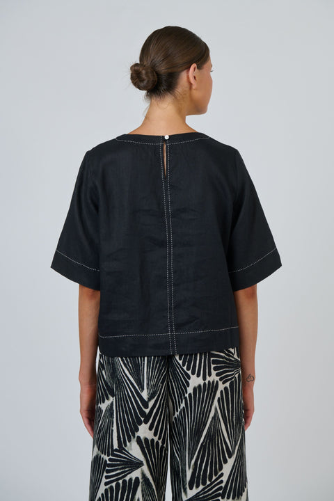 Linen Stitch Top in Black