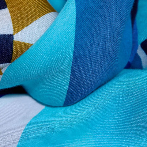 Rollercoaster Scarf in Blue