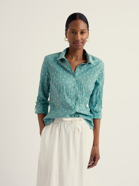 Larissa Shirt in Little Sponge Spot Sardine