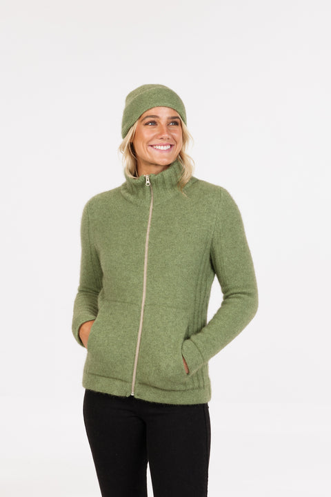 Essential Jacket in Pistachio