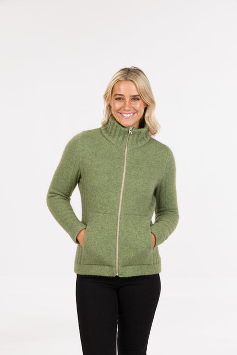Essential Jacket in Pistachio