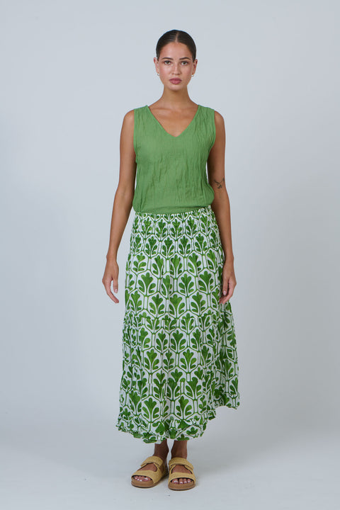 V Neck Sleeveless Top in Meadow