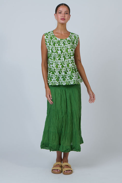 Round Neck Sleeveless Top in Oak Meadow