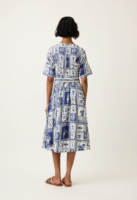 Mona Short Sleeve Dress in Lyon Tile