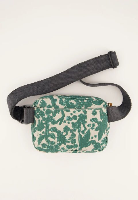 Belt Bag in Parsley