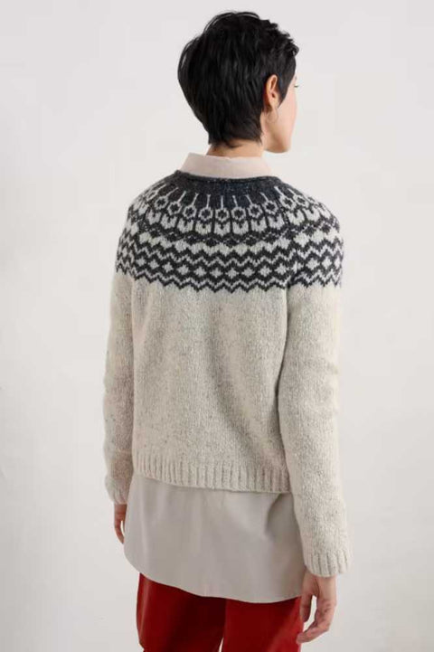 Port Kinnis Jumper in Wag Tail Aran Onyx