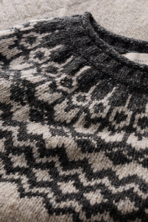 Port Kinnis Jumper in Wag Tail Aran Onyx