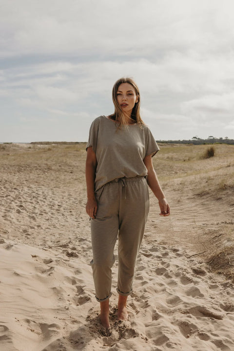 Shoreline Fine Slub Cotton T-Shirt in Khaki