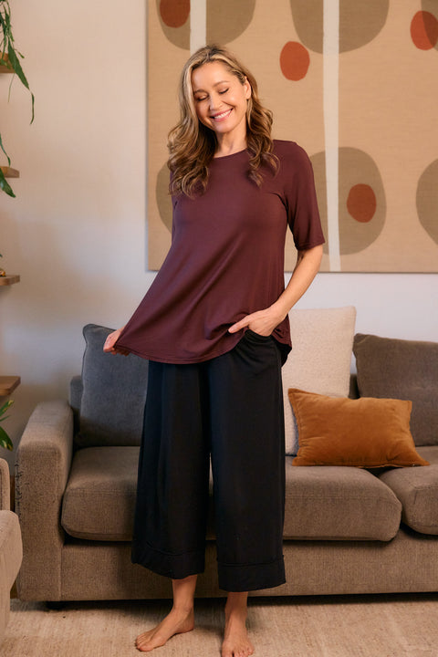 Elbow Swing Tee in Merlot