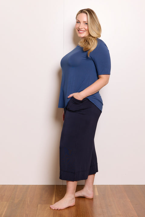 Elbow Swing Tee in Marine