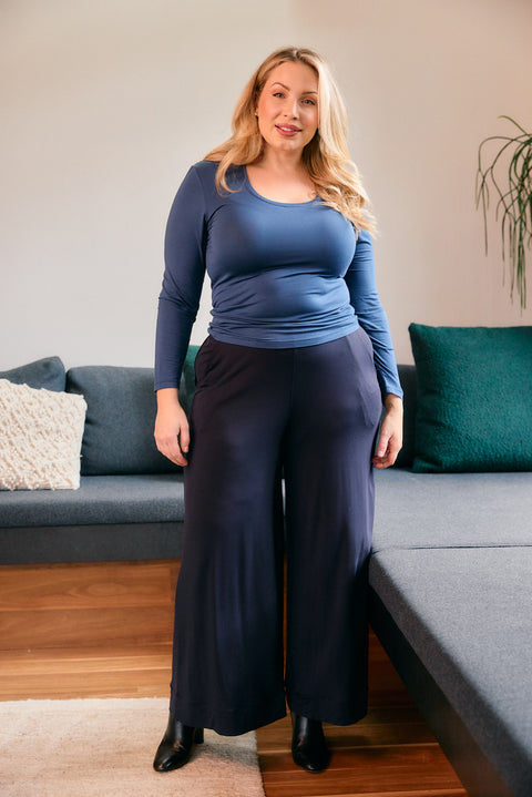 Long Sleeve Scoop Neck in Marine