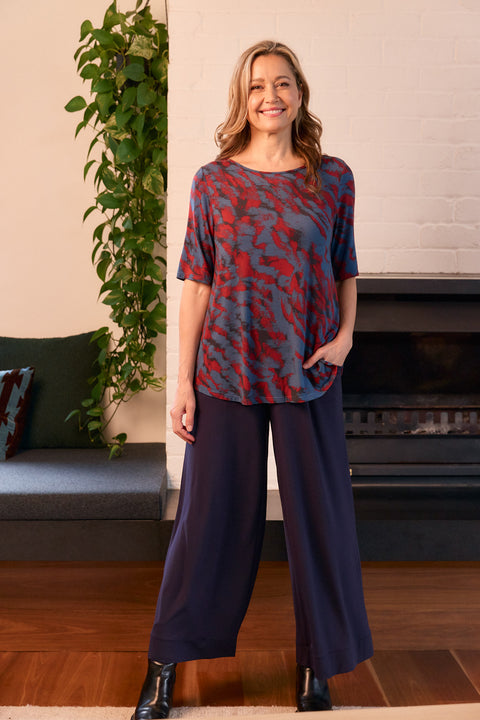 Elbow Swing Tee in Earth Print