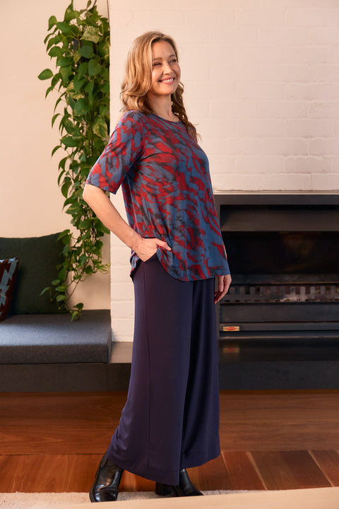 Elbow Swing Tee in Earth Print