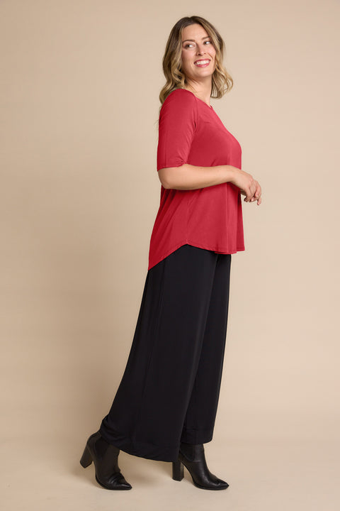 Elbow Swing Tee in Red Berry