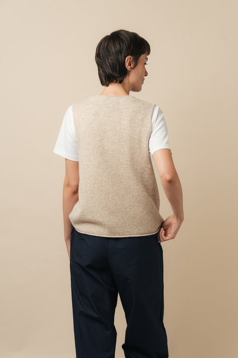 Corry V-Neck Vest in Linen