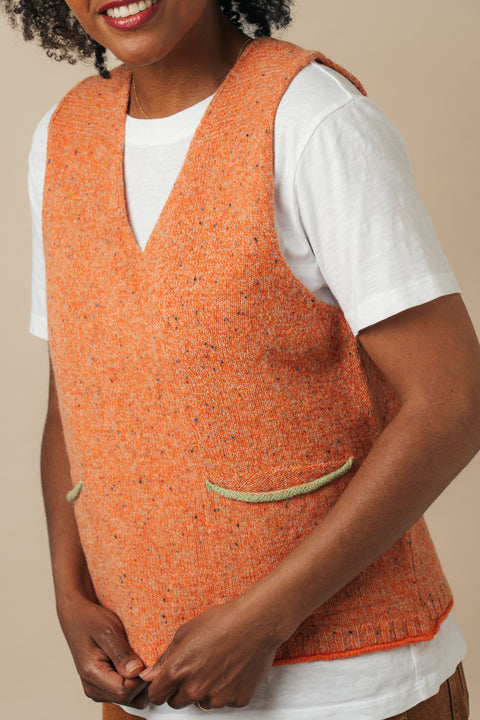 Tweed Vest in Dune