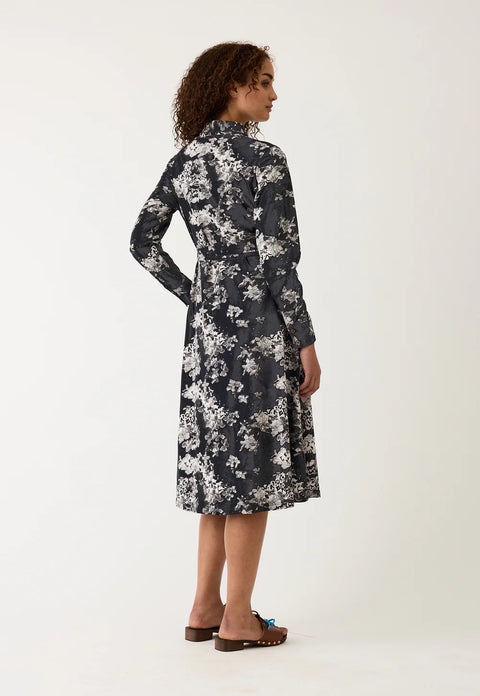 Mera Shirt Dress in Hydrangea Greyscale