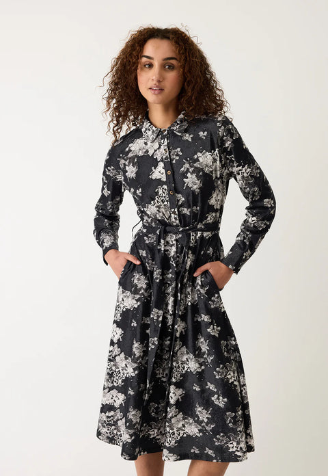 Mera Shirt Dress in Hydrangea Greyscale