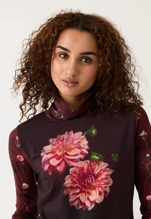 Sundew Skivvy in Dahlia
