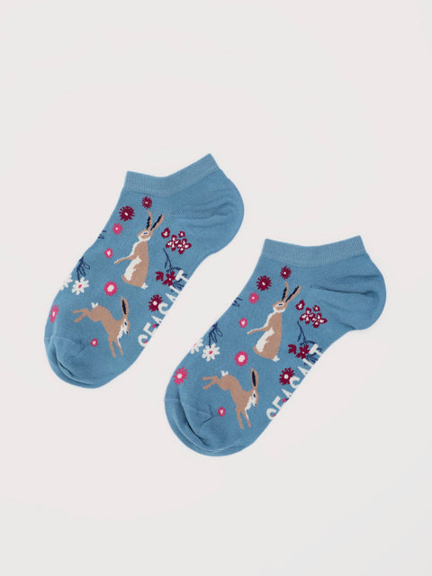 Bamboo Arty Trainer Socks in Hares Leap Seascape