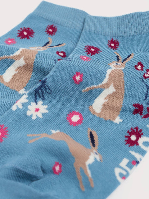 Bamboo Arty Trainer Socks in Hares Leap Seascape