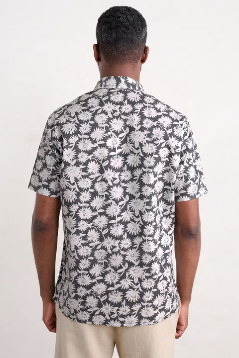 Men's Barque Shirt in Daisy Shadow Lead