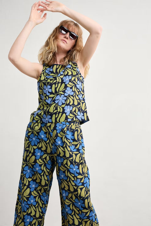 Colour Study Top in Leafy Floral Maritime