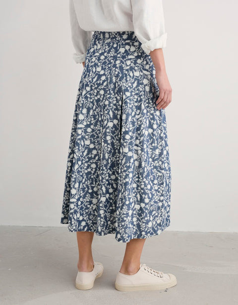 Jamboree Skirt in Shadow Blossom Indigo