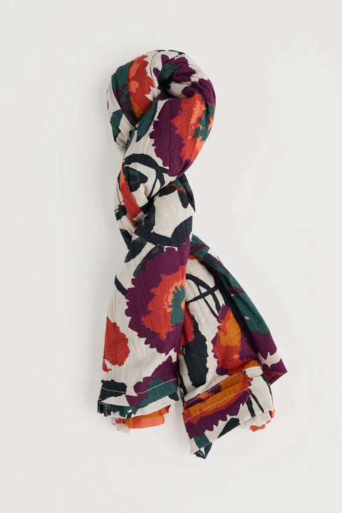 Larissa Shirt in Figurative Floral Aran