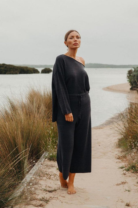 Retreat Cotton Twist Pullover in Deep Ocean